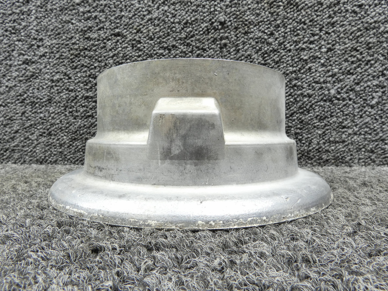 0811490-88 Cessna 310Q Cabin Door Inner Handle For Sale