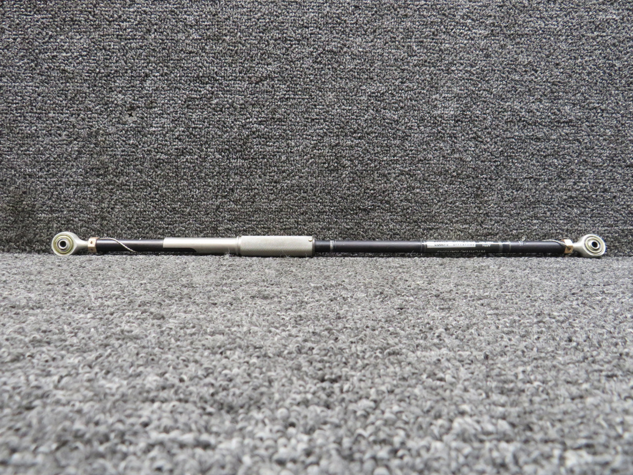 AAページ CEN1A1118-0478BB APPH Wichita Non-Locking Cowling Strut For Sale