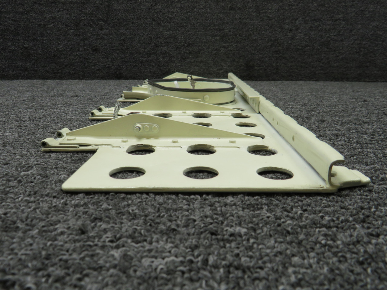 6525129-4 (Alt: 6525129-26) Cessna 560XL (XLS+) Upper Speed Brake