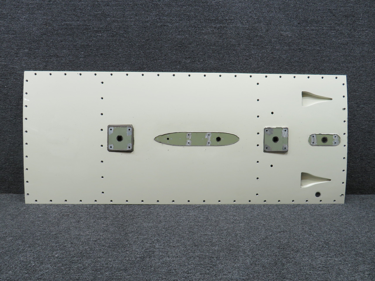 6610161-4 (Alt: 6610161-2) Cessna 560XL (XLS+) Forward Cabin Belly
