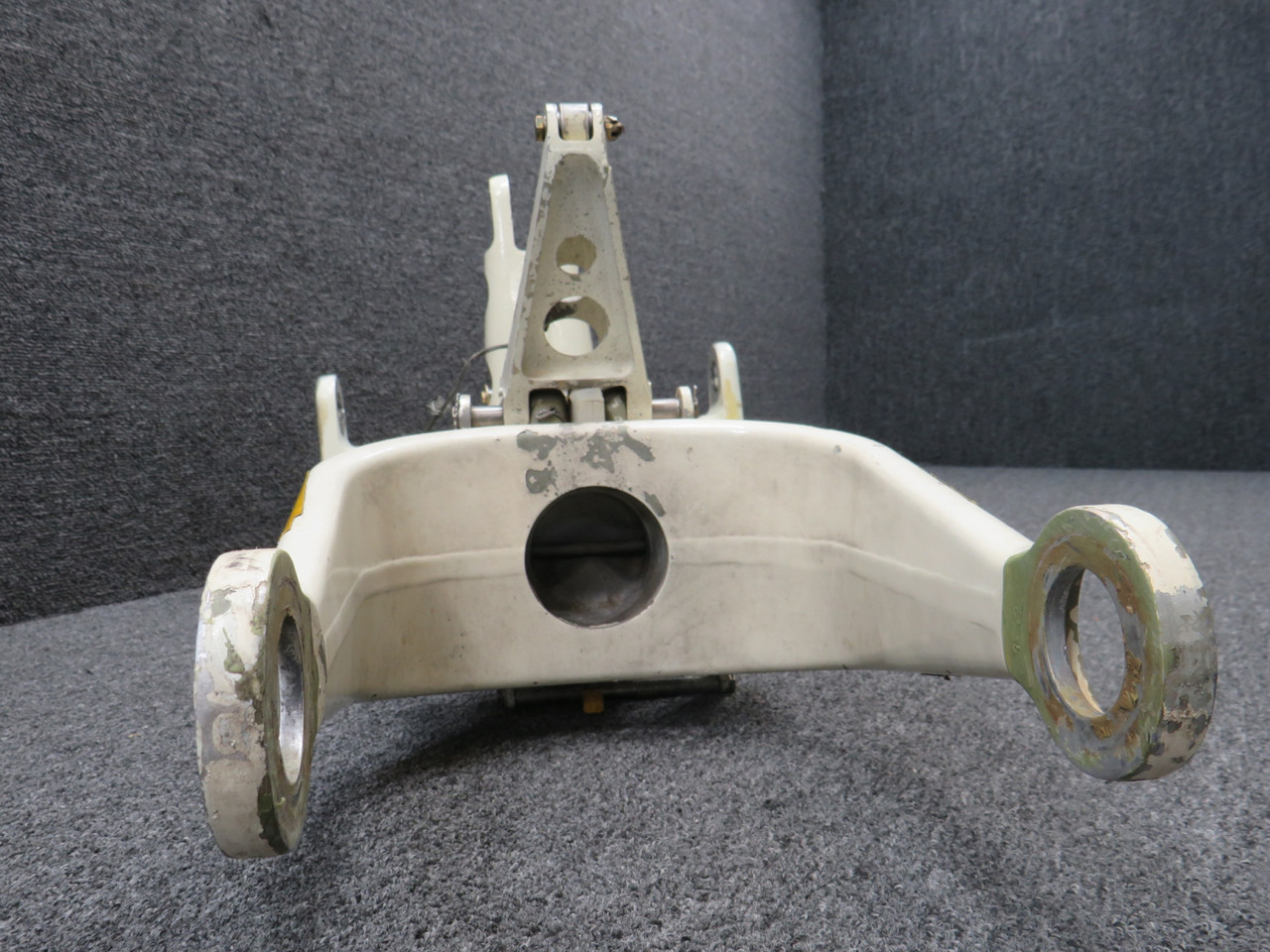 6642625-14 Cessna 560XL Citation XLS+ Nose Landing Gear Assembly