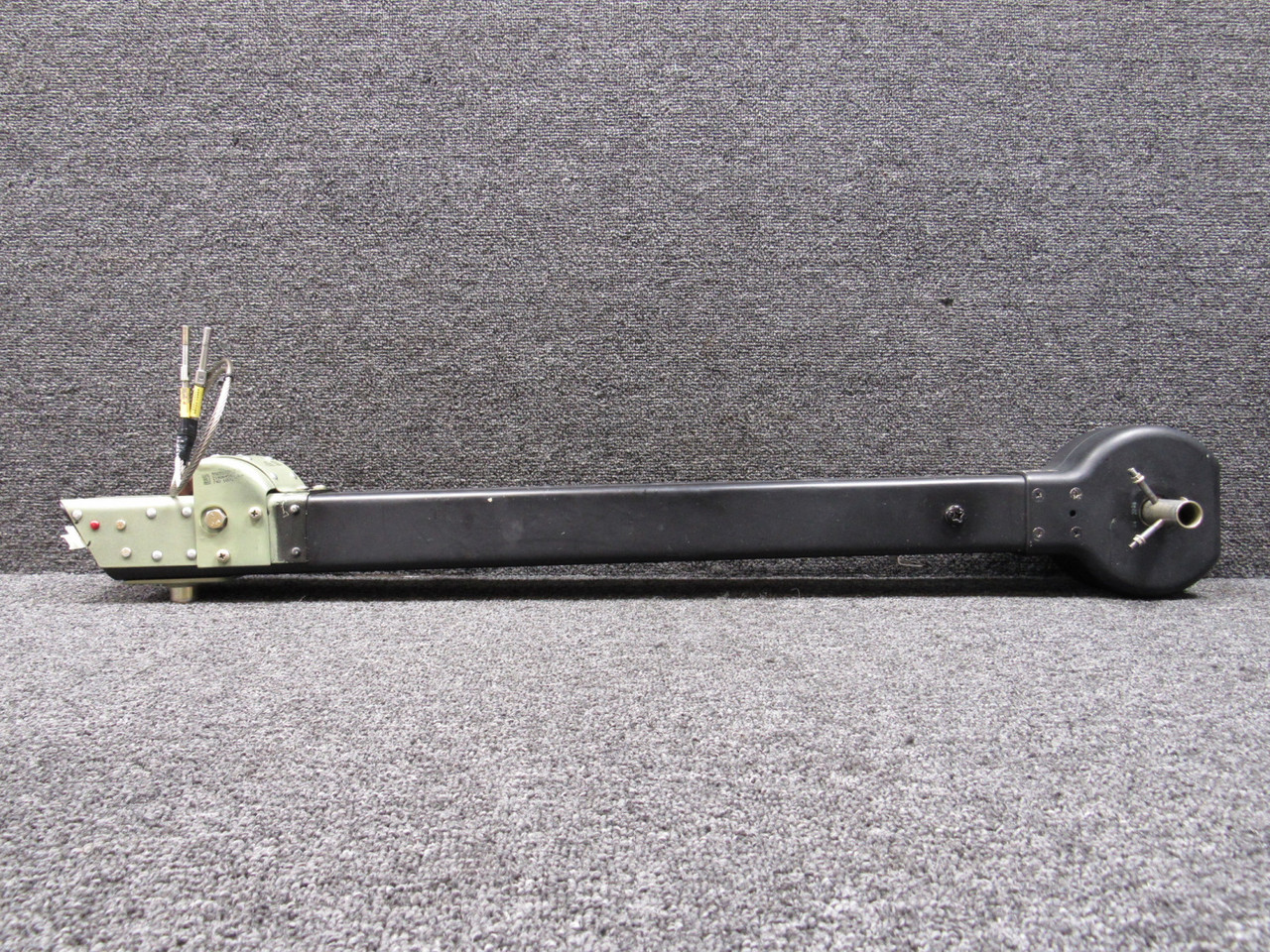 1988ll03xページ 5565550-134 Cessna 560XL Citation XLS+ Control Column Assembly