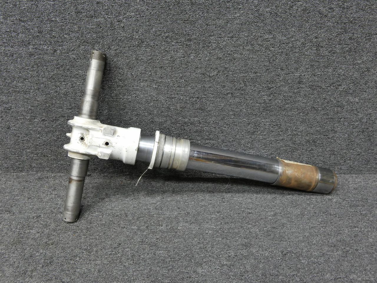101-810011-601 Beech KA-200 Main Landing Gear Piston and Axle