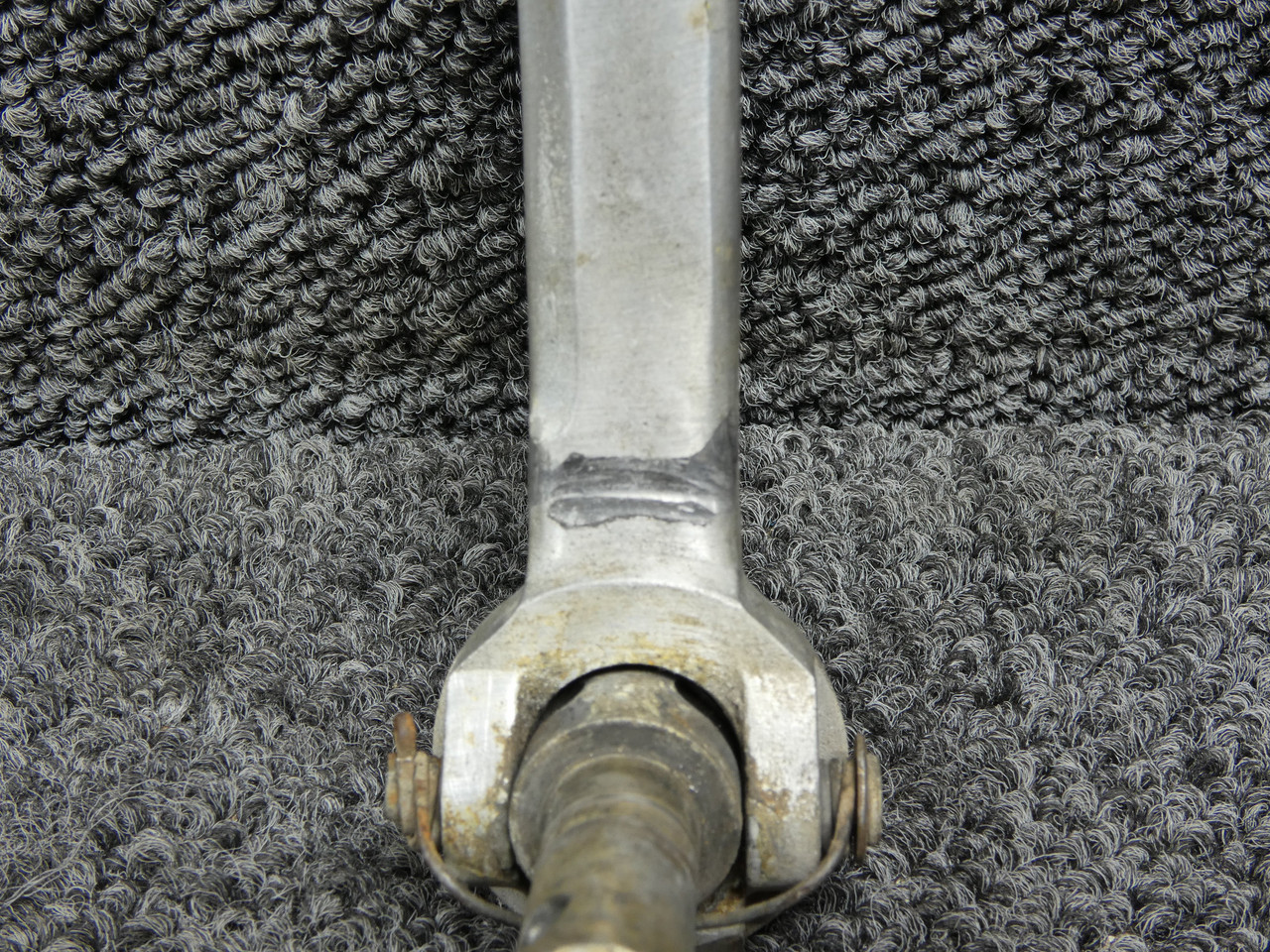 0811893-7, 5111518-1 Cessna 414A Upper Cabin Door Outer Handle