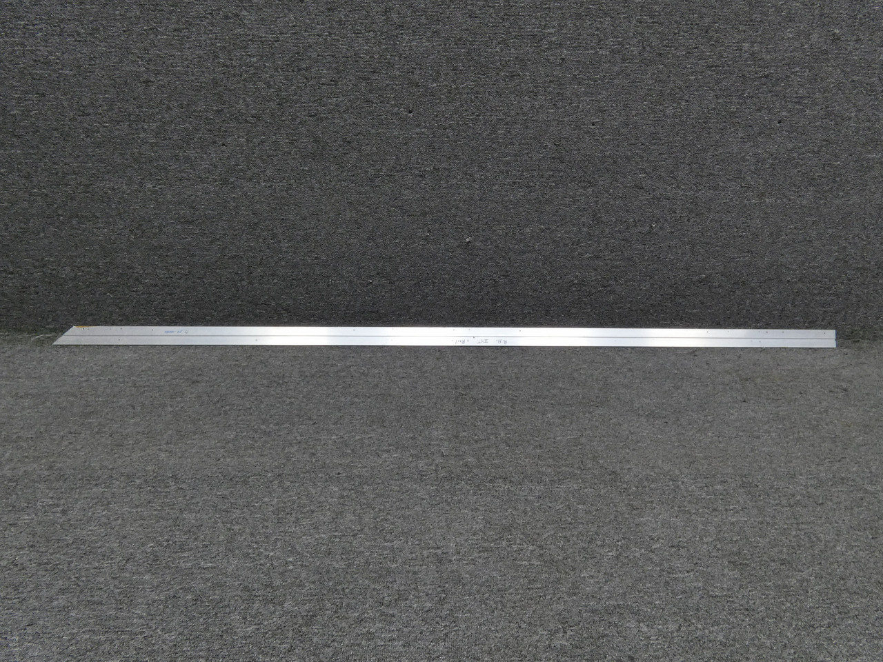 040099-011 (Alt: 040099-11J) Piper Aerostar 601P Curtain Panel