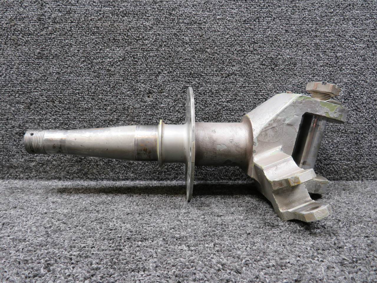 010A-38364-6 Mitsubishi MU-2B-25 Main Landing Gear Axle LH For Sale