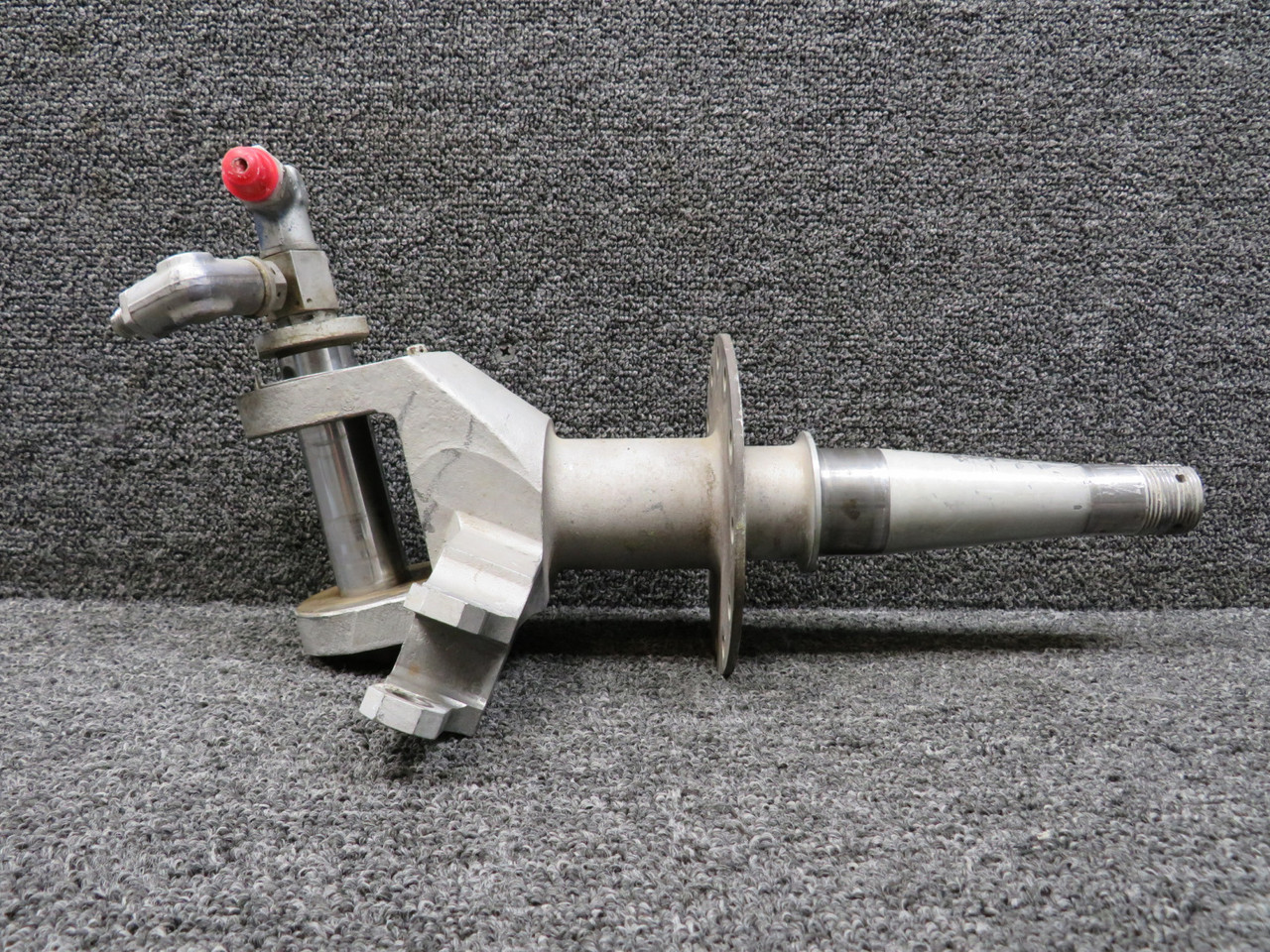 メル38362ページ 010A-38364-6 Mitsubishi MU-2B-25 Main Landing Gear Axle RH For Sale