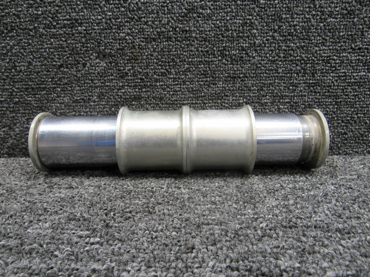 0842000-36, 0842000-37, 5542223-1 Cessna 525 Citation CJ1 NLG Axle