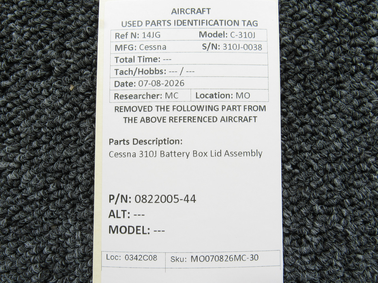 0822005-44 Cessna 310J Battery Box Lid Assembly For Sale