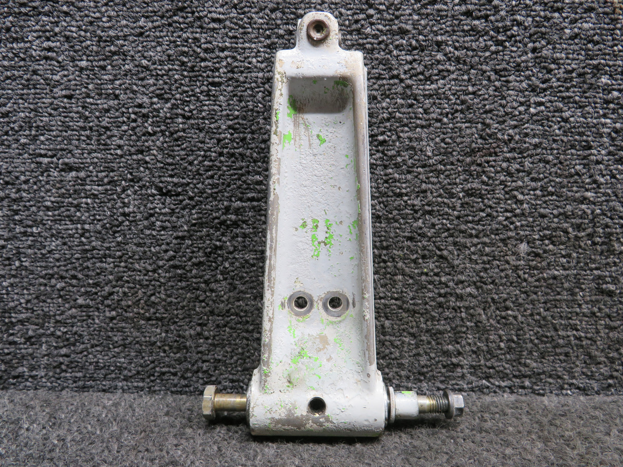 NAOページ 0543035-15 Cessna T337G Lower Nose Gear Torque Link Assembly