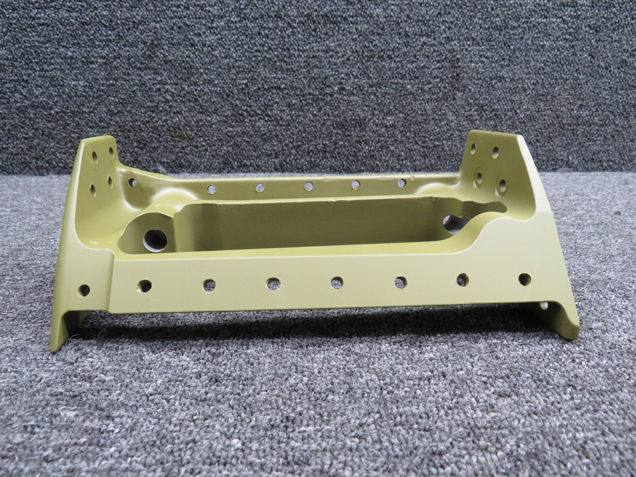 0741603-2 Cessna 182M RH Main Landing Gear Outboard Support (Zinc)