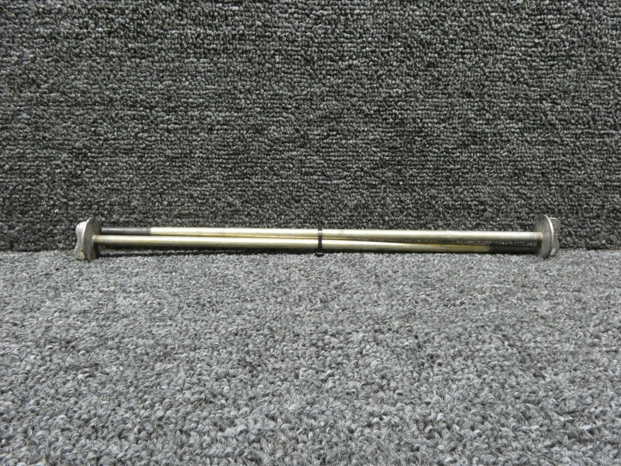 IAI 1124 Westwind I Battery Hold Down Posts Assembly Set of 2 For Sale