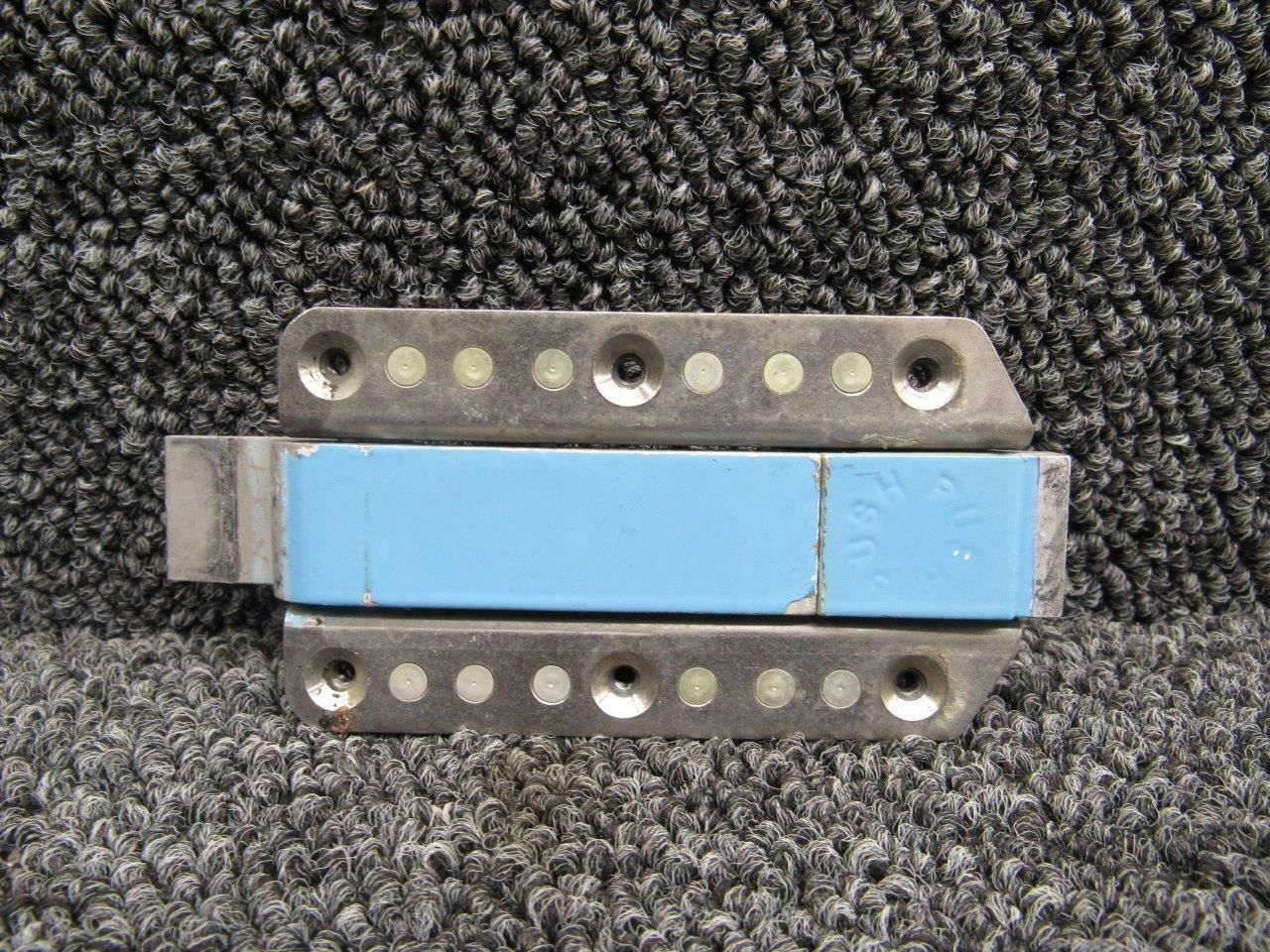 35-415416 (Use: H38K625) Beech 95-B55 Baggage Door Latch Assy