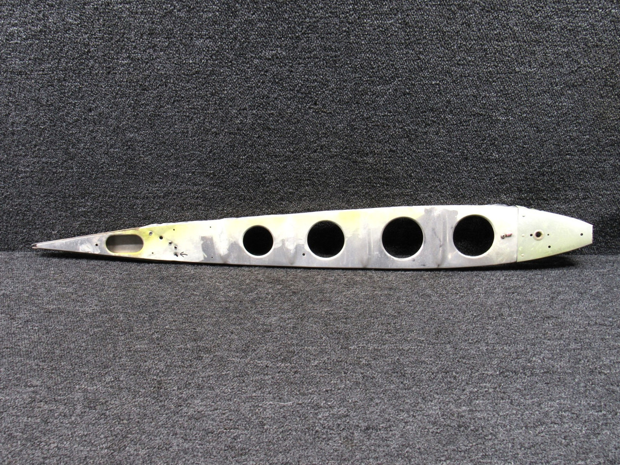 かじかん 72、84、85 0720608-15 Cessna 182H Center Section Wing Rib For Sale