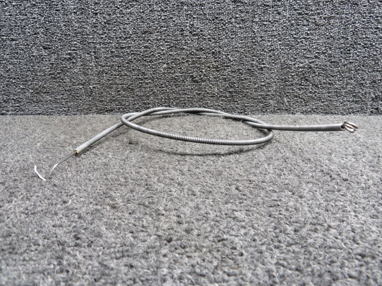 miosae2525ページ S1268-9 Cessna 210H Defroster Control Cable Assembly (Length: 35.5