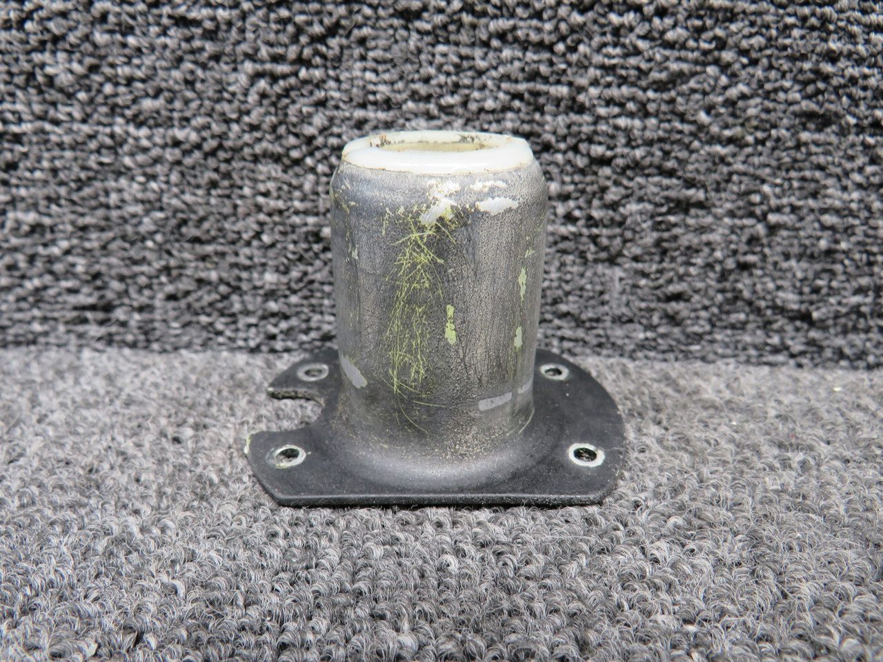 0513311-2 Cessna 172G RH Control Tube Support Assembly