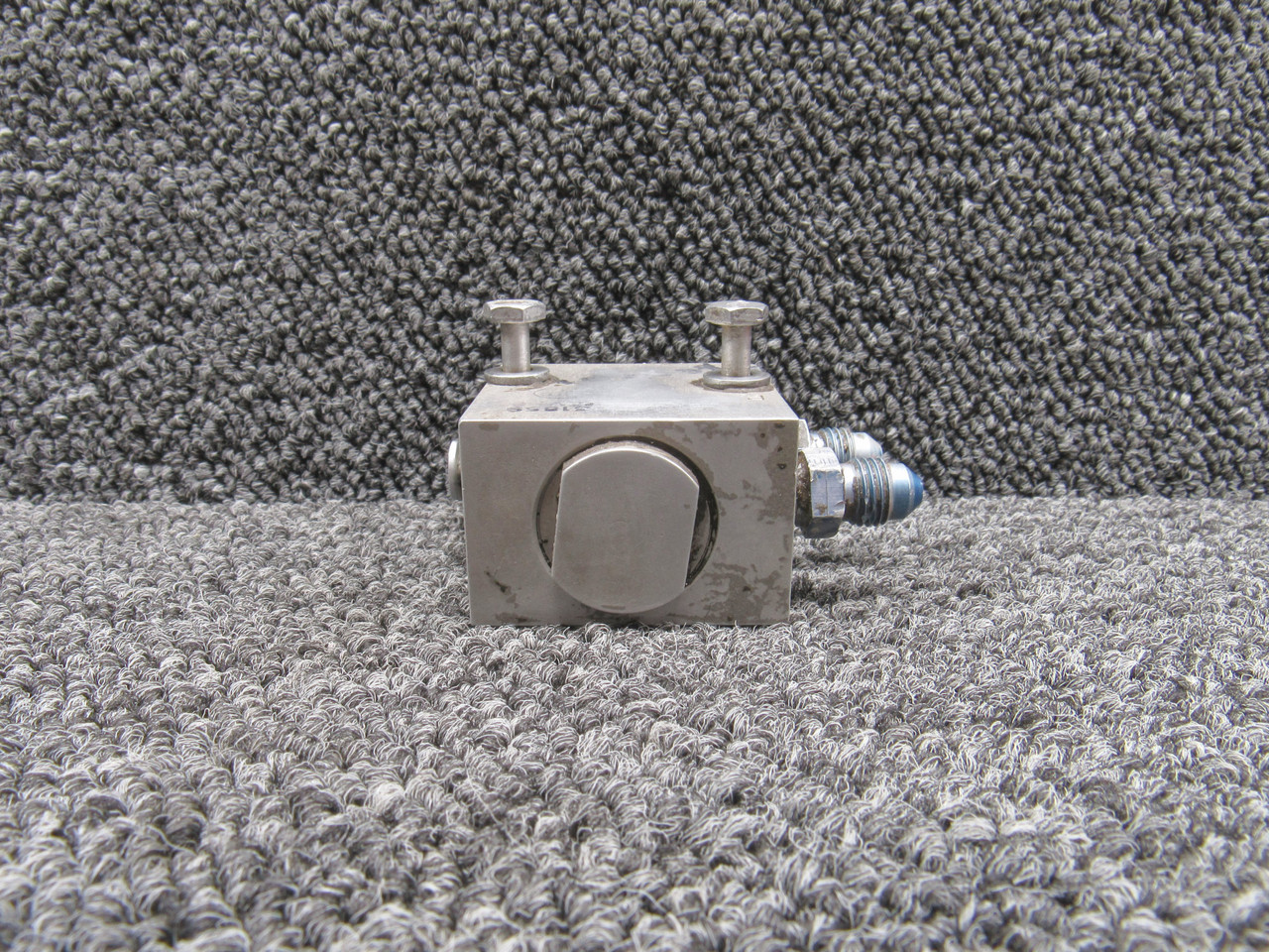 492-098 (Use: 31860-00) Piper PA23-250 Anti-Retraction Valve For Sale