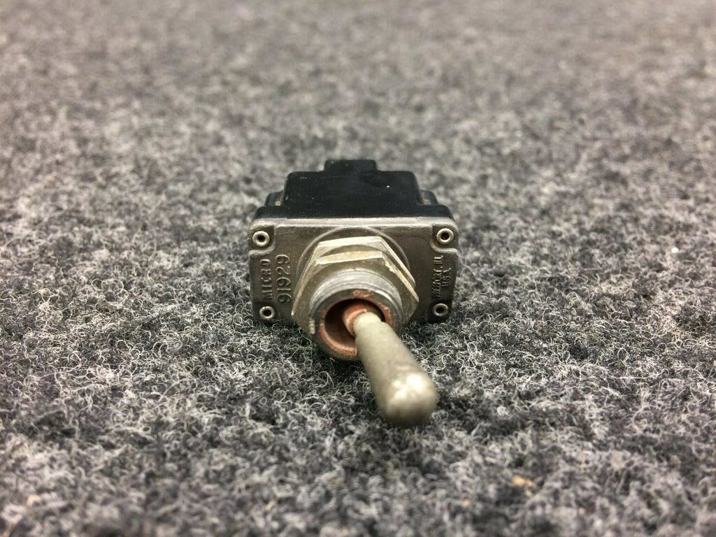 MS24523-26 (Alt: 1TL1-8) Micro Toggle Switch For Sale