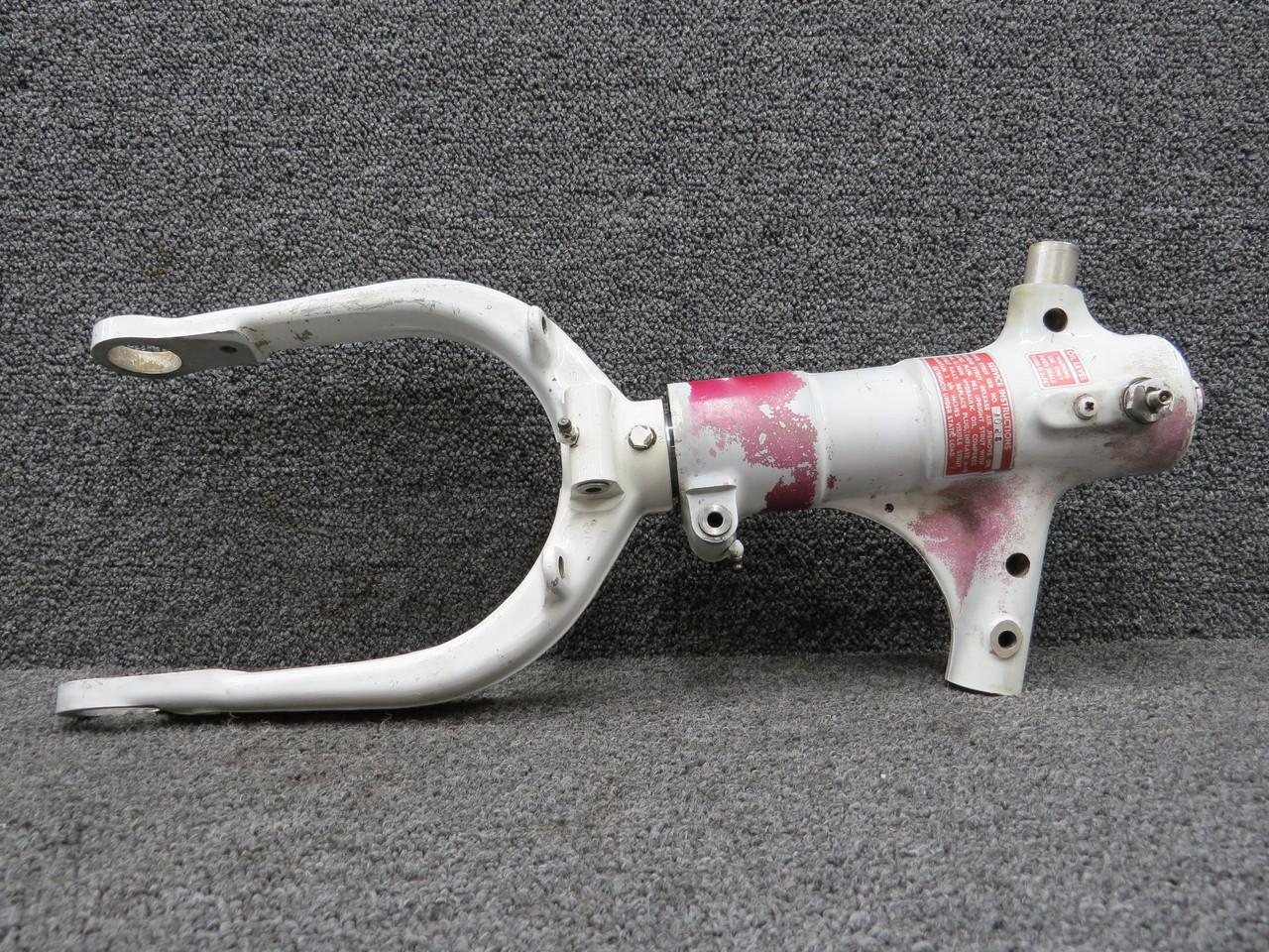 20798-007 Piper PA24-250 Right Hand Main Gear Strut Assembly
