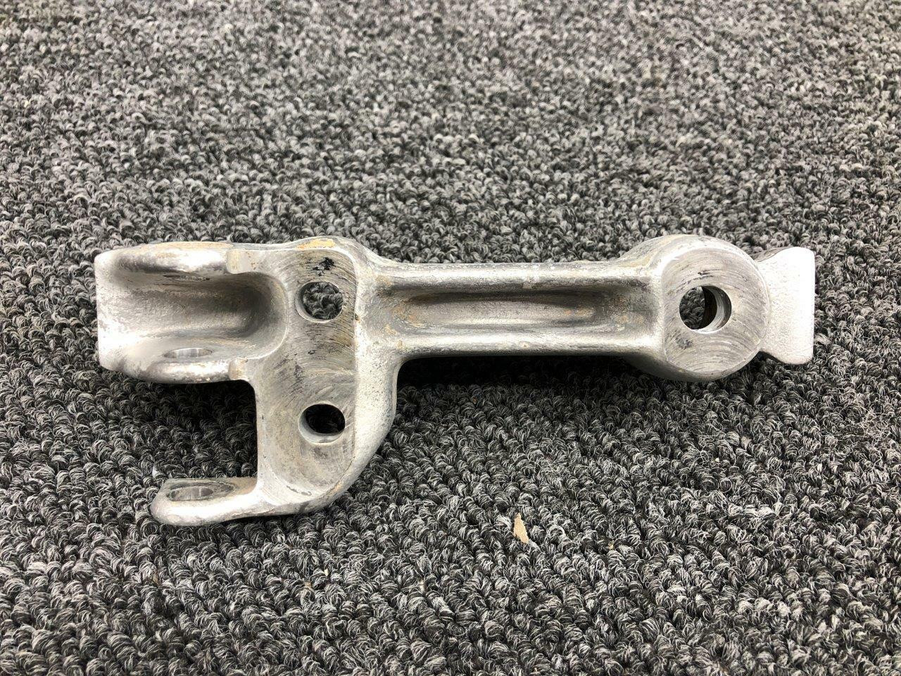 1241403-2 Cessna T210F Main Gear Adjusting Plate Right Hand