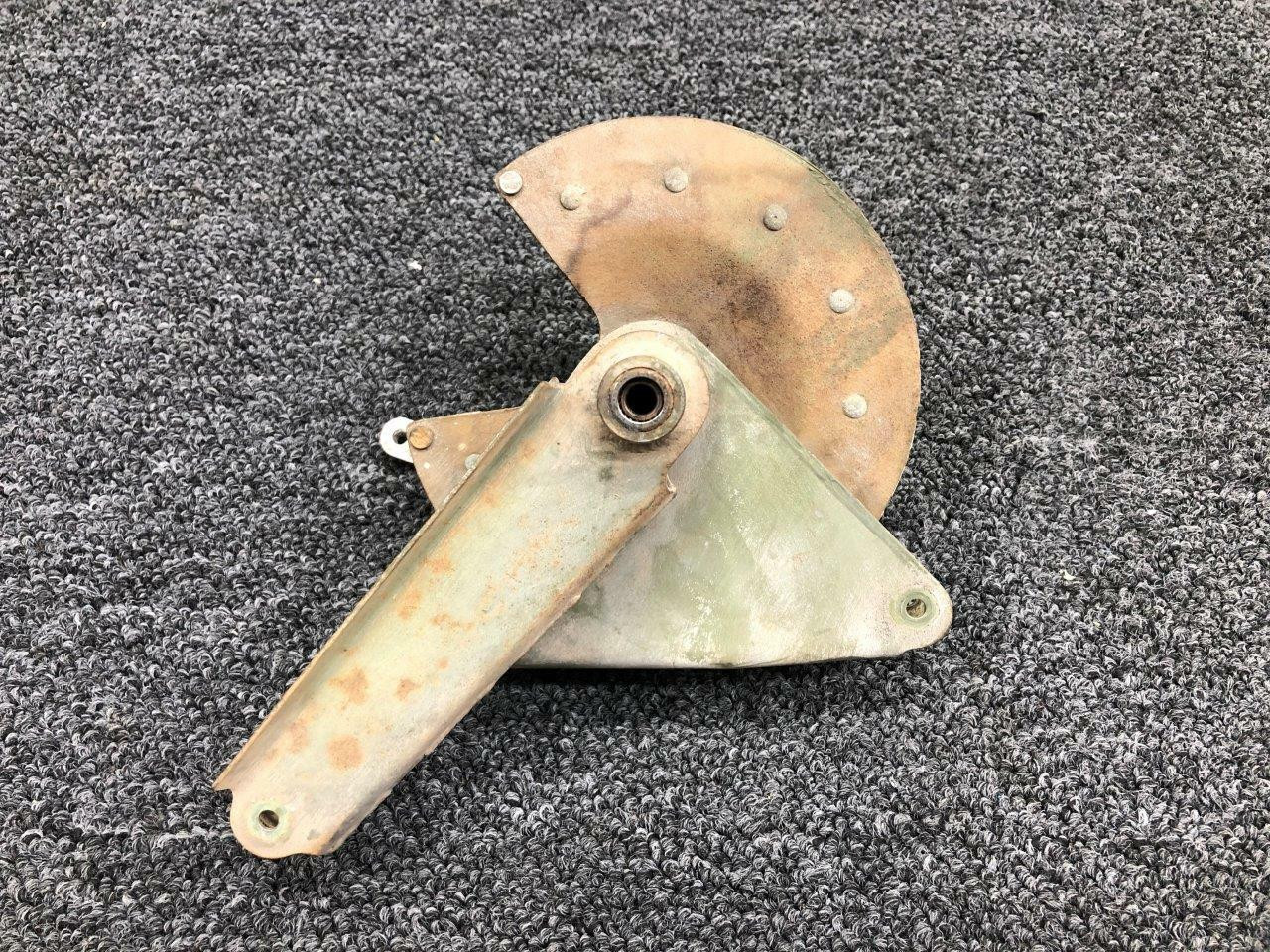 1260056-1 Cessna T210F Flap Bellcrank Assembly Inboard LH