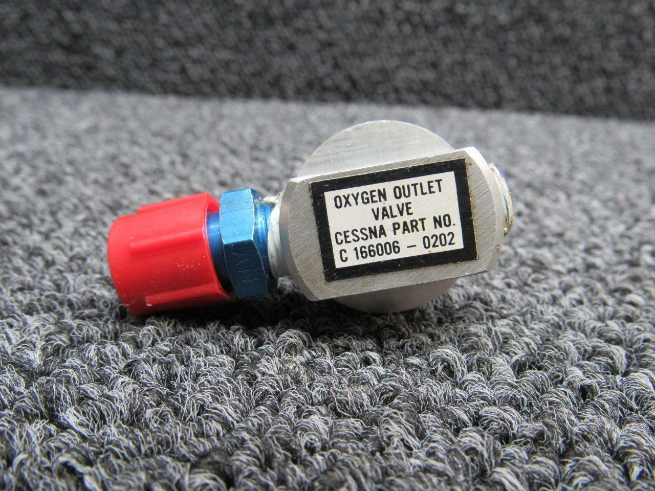 C166006-0202 Cessna 402C Oxygen Outlet Valve Assembly