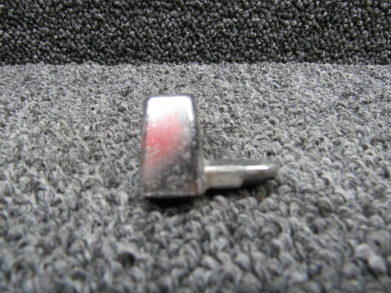 C60Z-6222916-A Bellanca 8KCAB Latch Window Handle