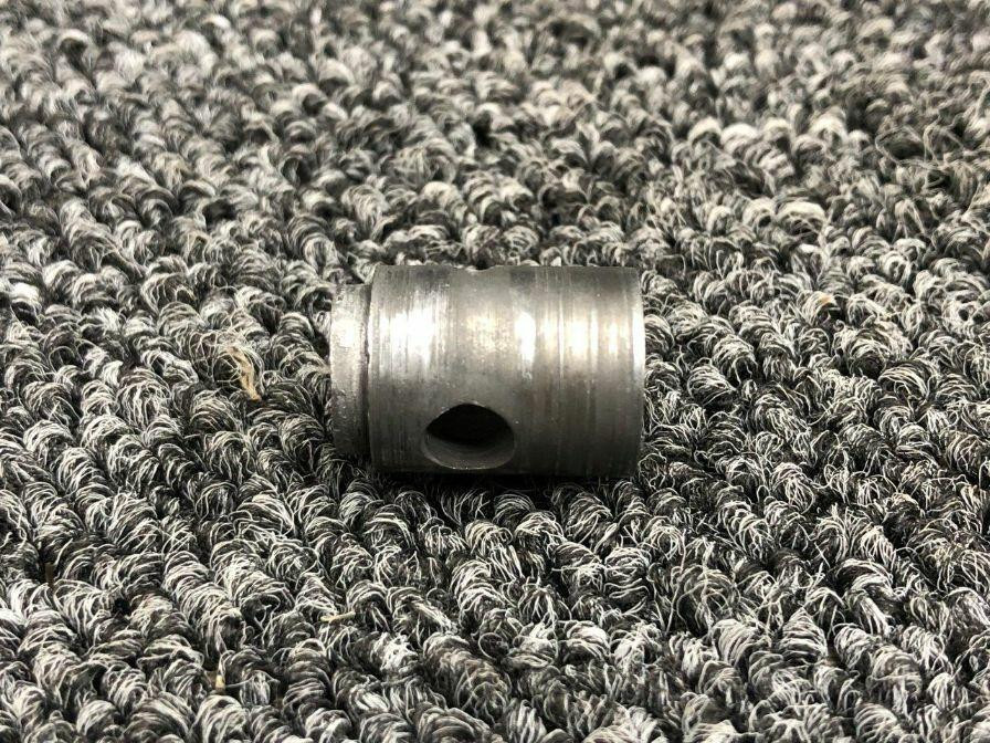 バッジ3 35-400467-3 Beechcraft H35 Cabin Door Handle Bushing