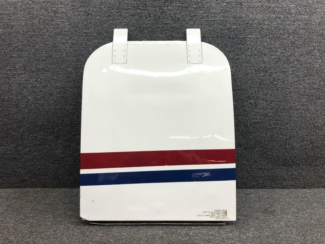 【ばさこ】 5111505-56 / 5111509-1 Cessna 414 Cabin Door Structure Lower W/ Steps