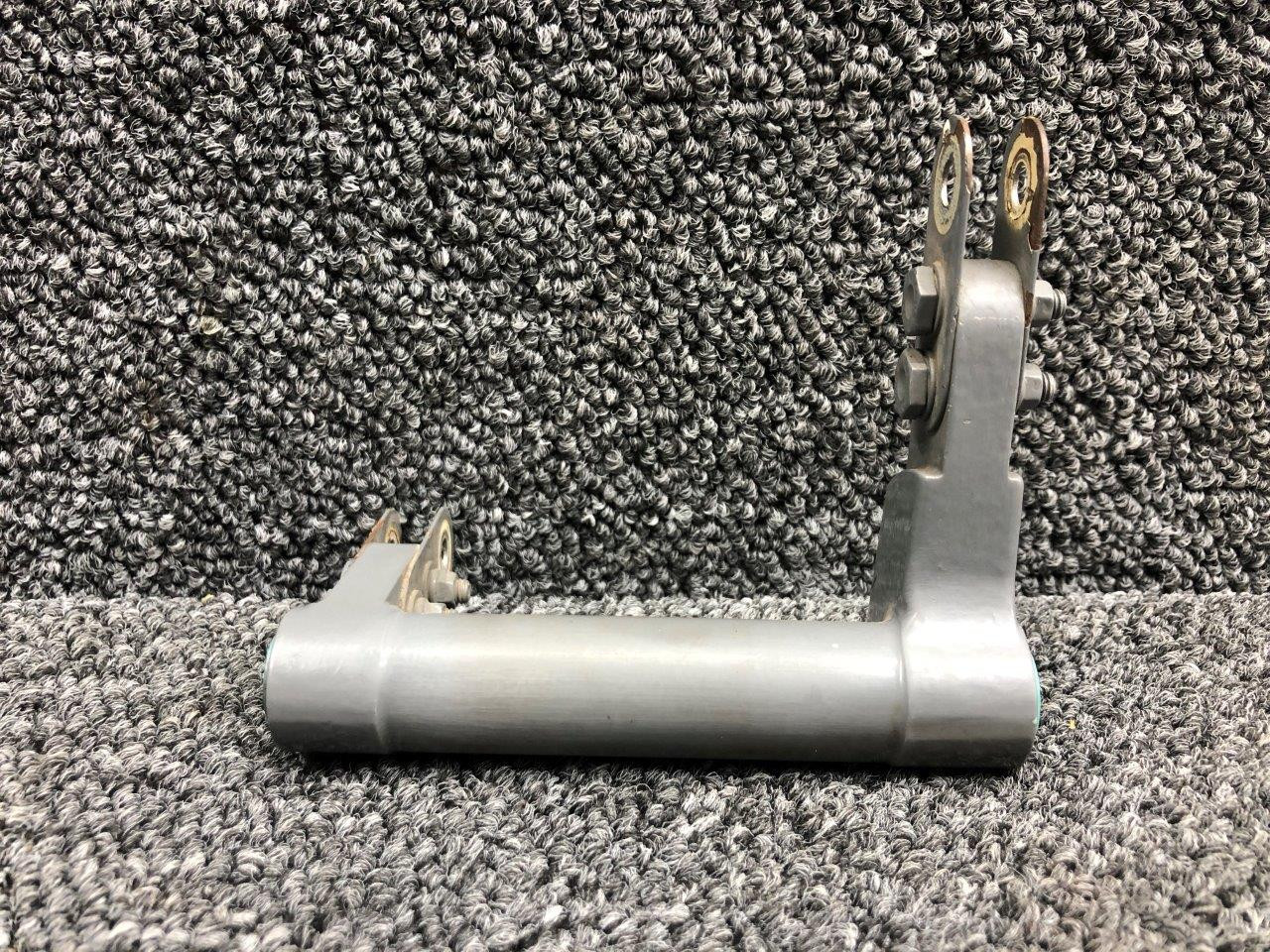 A316-1 Robinson R22 Forward Tail Rotor Control Bellcrank For Sale