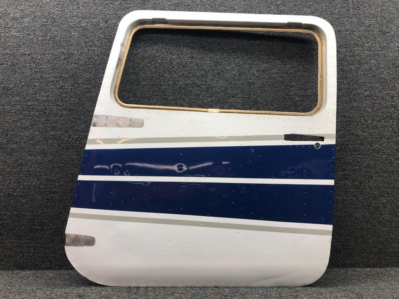 トランプ Cessna 182P Cabin Door Structure LH