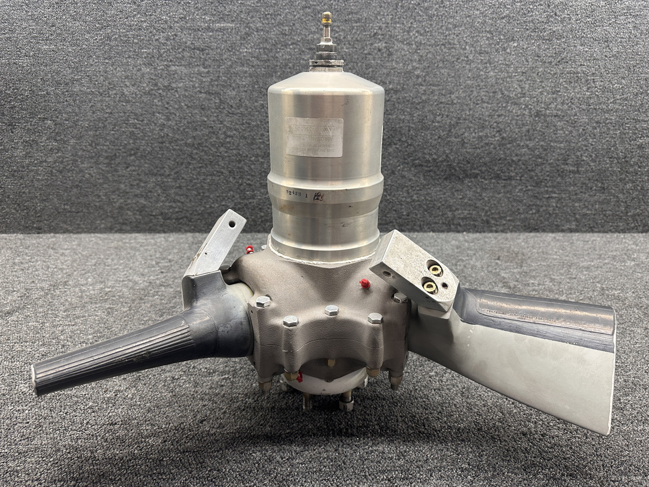 EHC-G3YF-2UF Hartzell 3-Blade Propeller Hub Assy LH w Logs (Prop