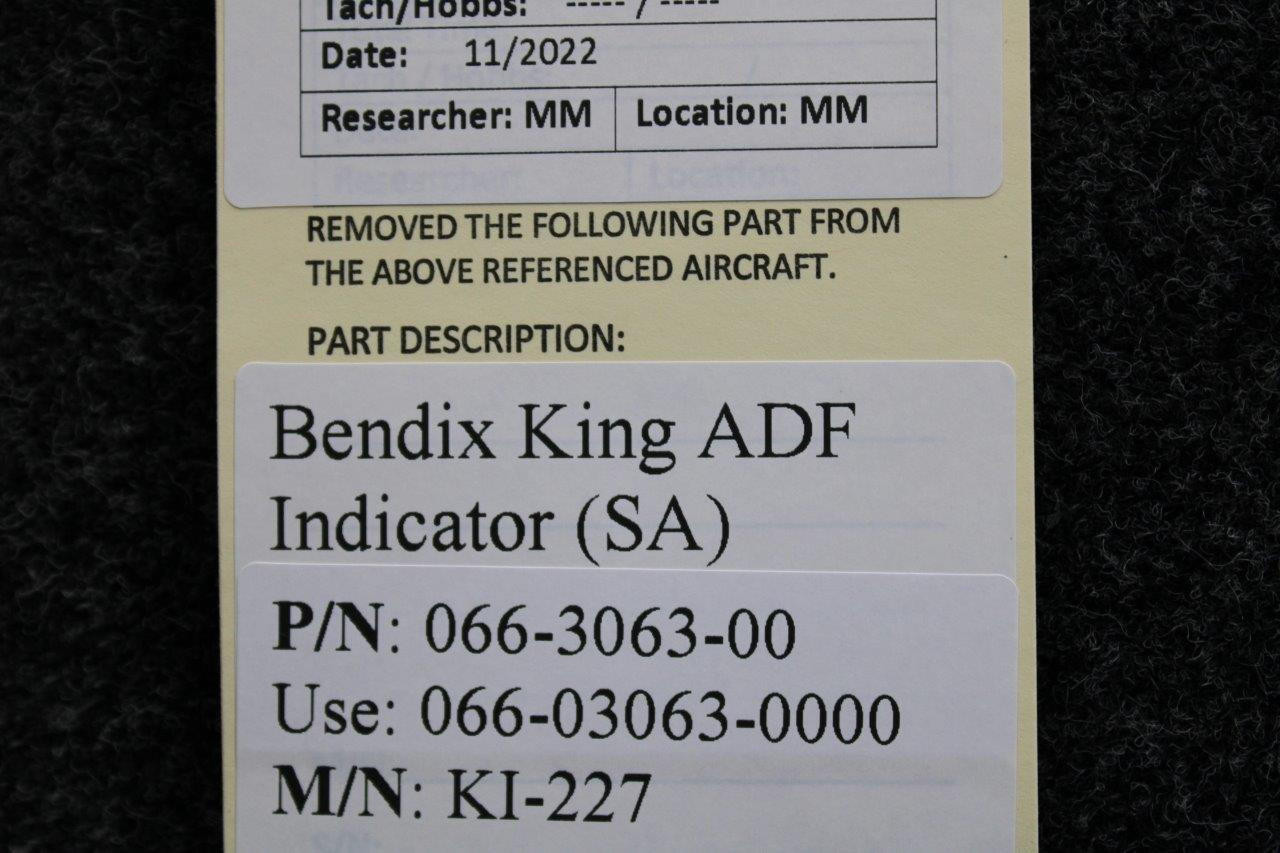 066-3063-00 Bendix King KI-227 ADF Indicator (SA)
