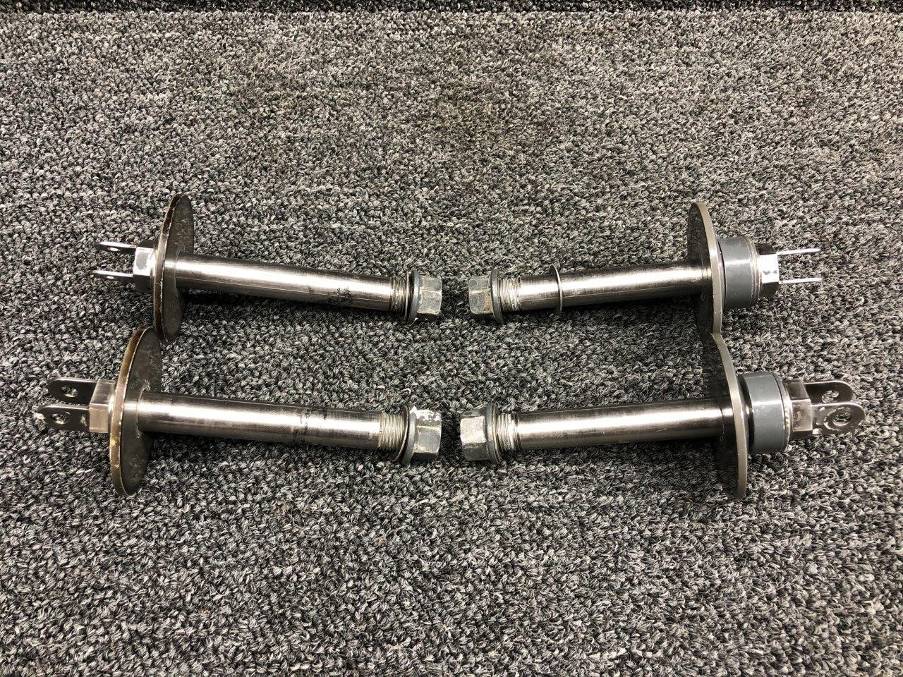 joe0907ページ A650-4, A267-1 Robinson R44II Jackshaft Fitting Bolt Set of 4 with