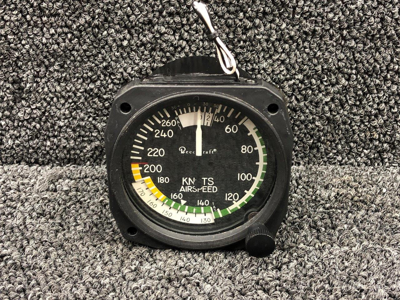 Code: B.552 United Instruments Lighted, 28V Airspeed Indicator - Part No 8130
