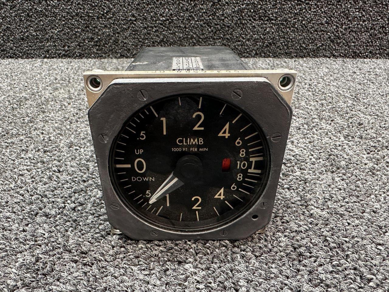 550-18013B-013 Intercontinental Dynamics Vertical Speed Indicator
