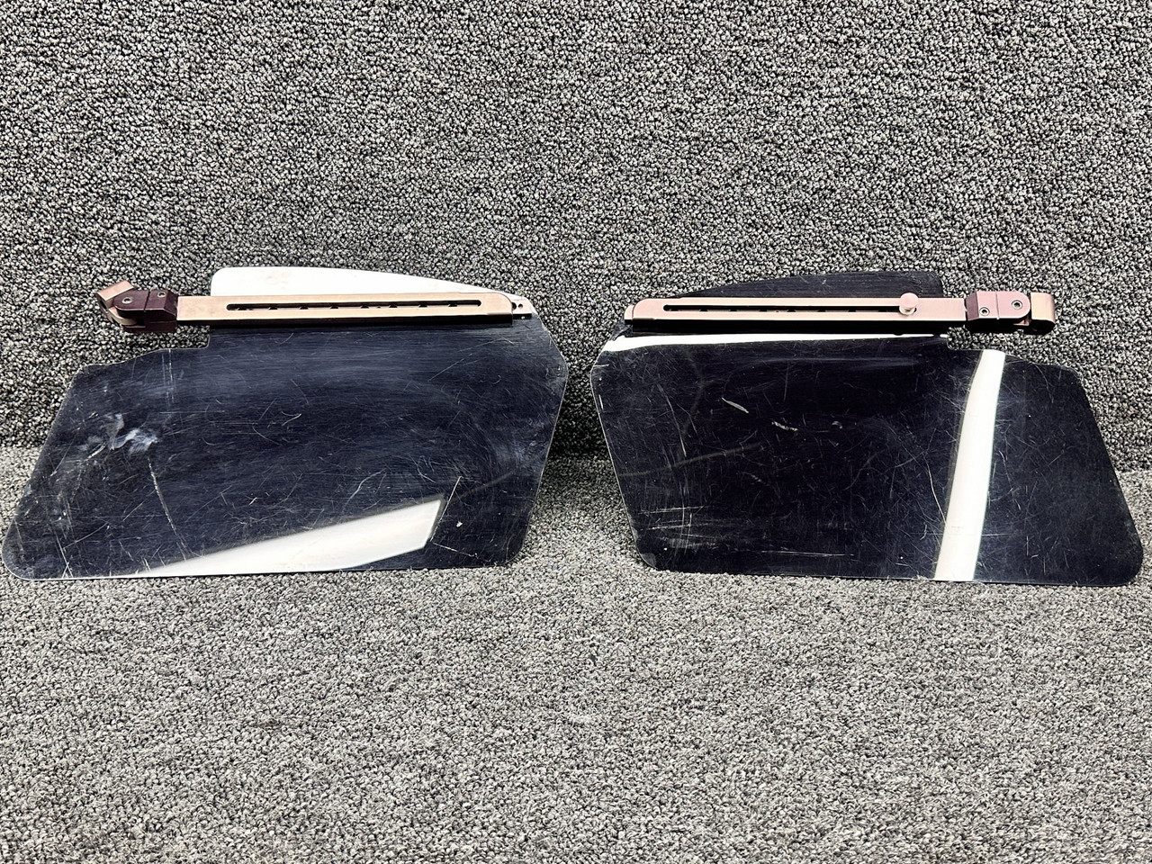 RPF-300-2 Rosen Sun Visor Set has Cracked Lens (STC Ref: SA00072SE)