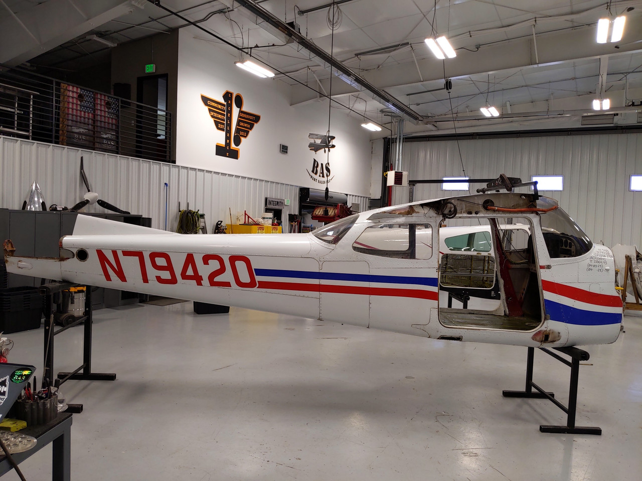 Cessna 172K Fuselage w Bill of Sale, Data Tag, Airworthiness, and Logs (No firewall)