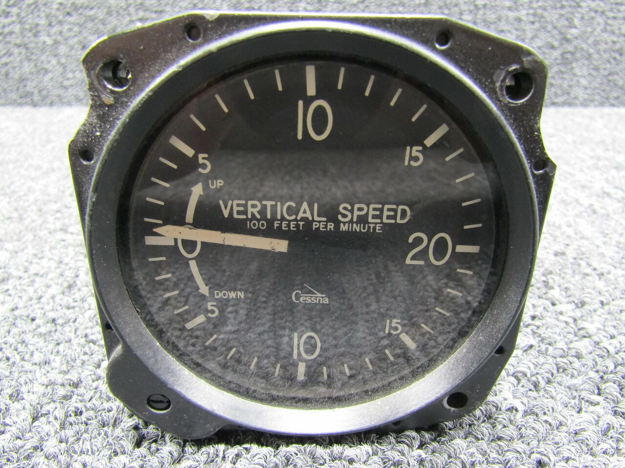 7000C92N2 Alternative Part Number S1392-N2 United Instruments