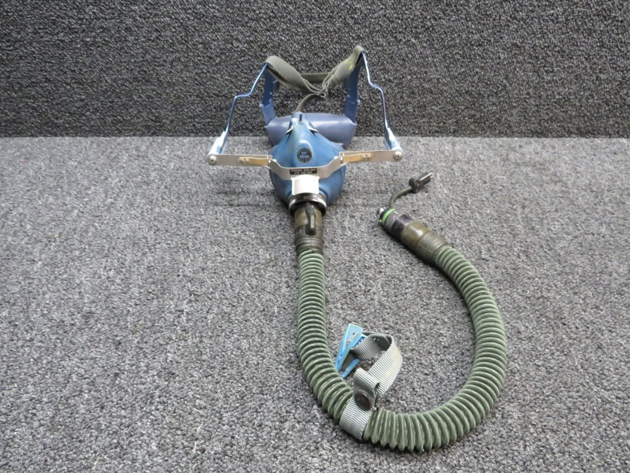 358-1137-1 Scott Crew Oxygen Mask Short Hose