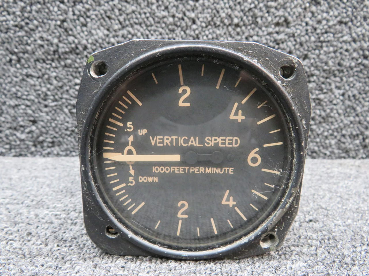 26-86022-1 Swearingen Flight Vertical Speed Indicator Unit