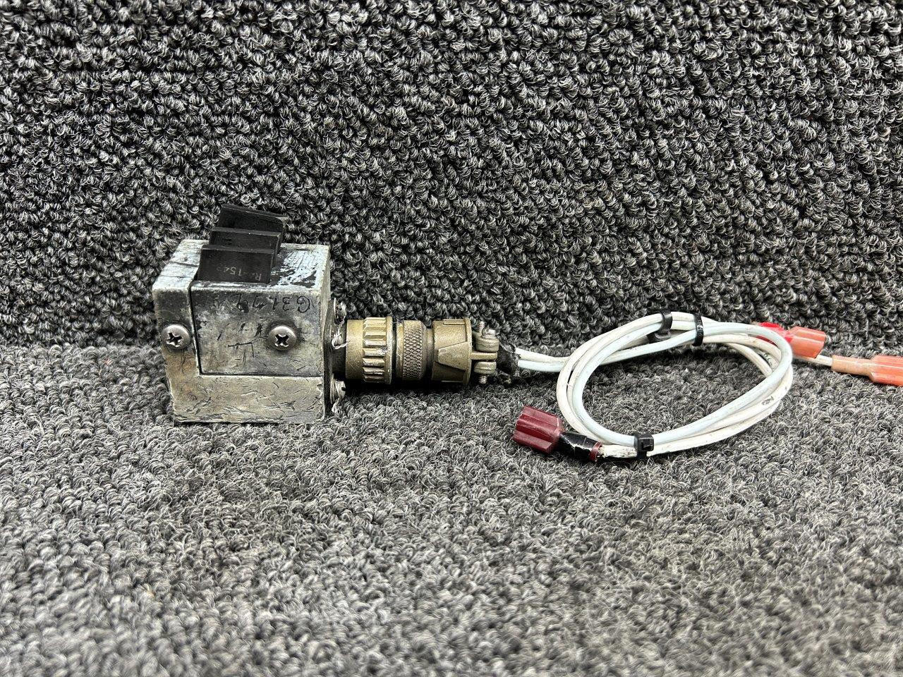 4E1387-5 (Use: 90-3085-1) Beech Propeller De-Ice Brush Block Assy (2 Blade)
