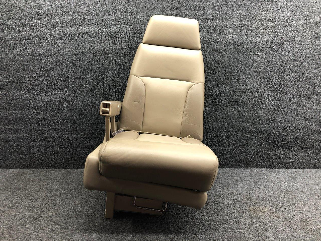 5519010-8 Cessna Citation 550 Middle Seat RH with Armrest, Belt