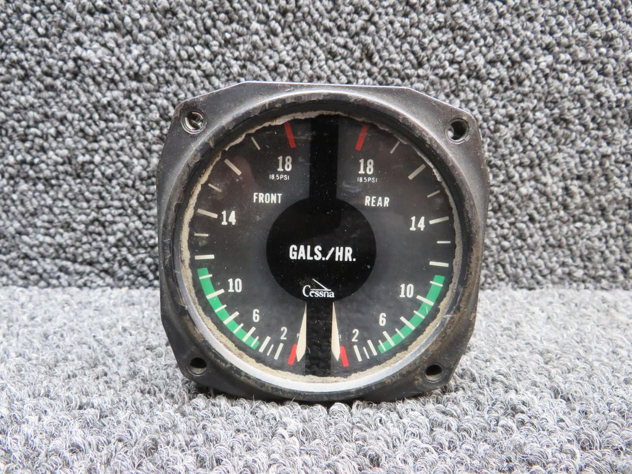 020ページ 51513-2 Standard Precision Indicator Dual Fuel Flow