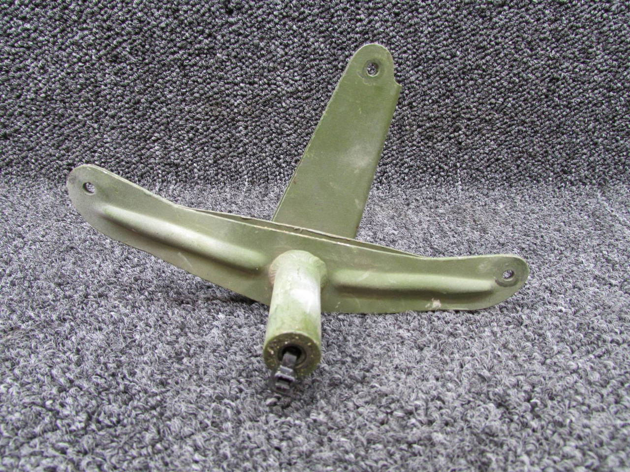 0523535 Cessna 172 Flap Bellcrank Assembly LH