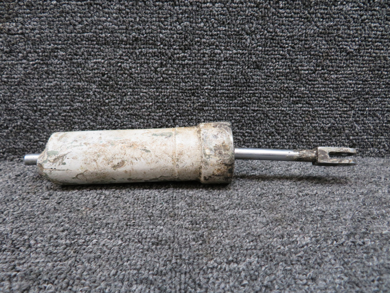 0442512-1 Cessna 150M Nose Gear Shimmy Dampener Assembly (Core