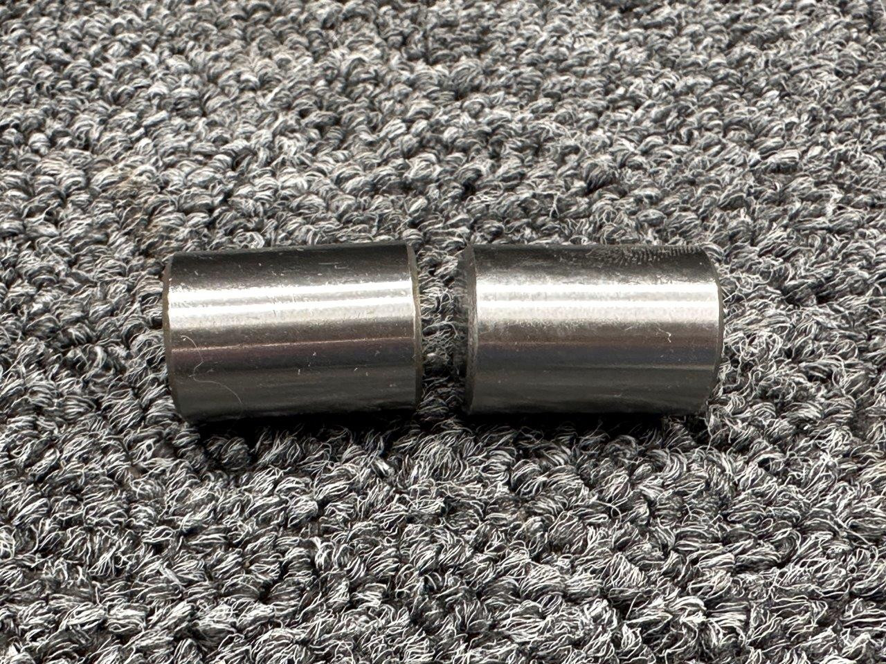 SL72797 Superior Air Parts Roller (Set of 2) (New Old Stock) For Sale