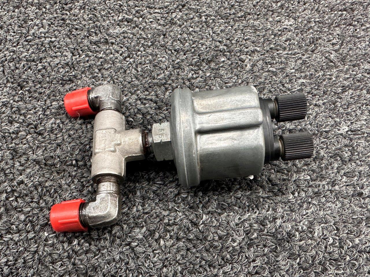 ⭐︎K⭐︎ 306018 JP Instruments Oil Pressure Transducer | BAS Airplane