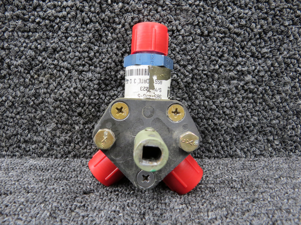9851096-5 Cessna 172S Fuel Selector Valve for Sale