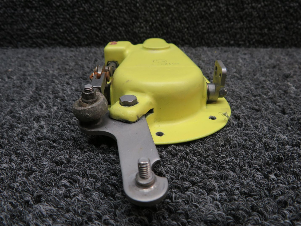 20122-10 Bell 206B Aft Cabin Door Handle Assembly Right Hand